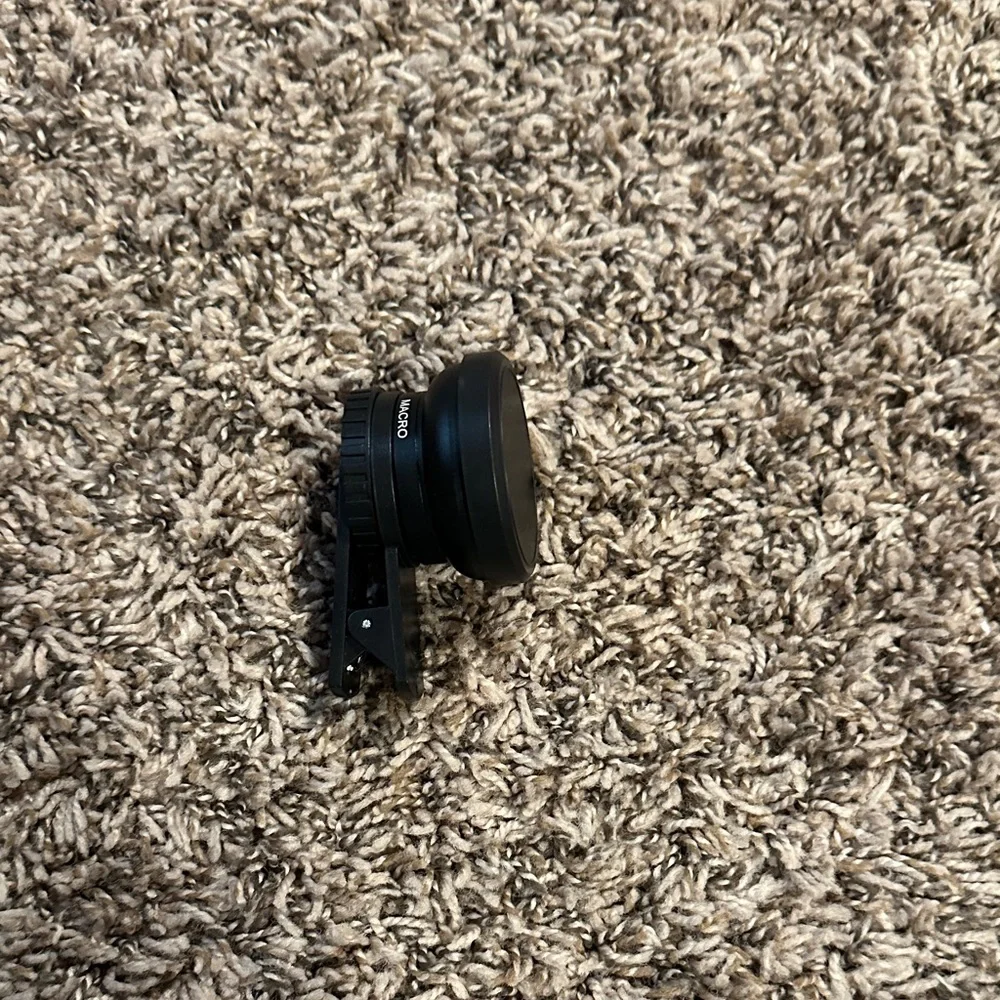 Versatile Black Camera Lens by [Brand]